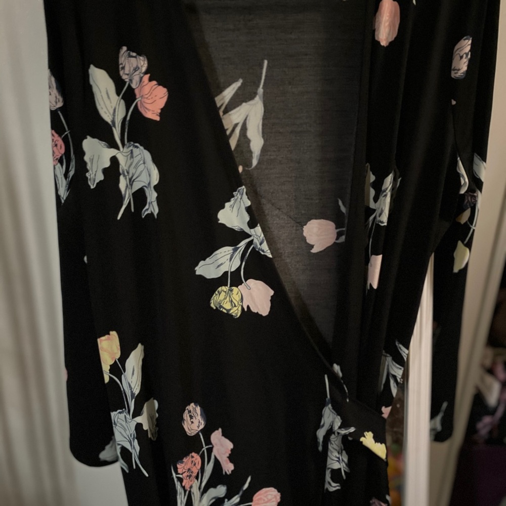 AnnTaylor mid sleeve wrap floral dress